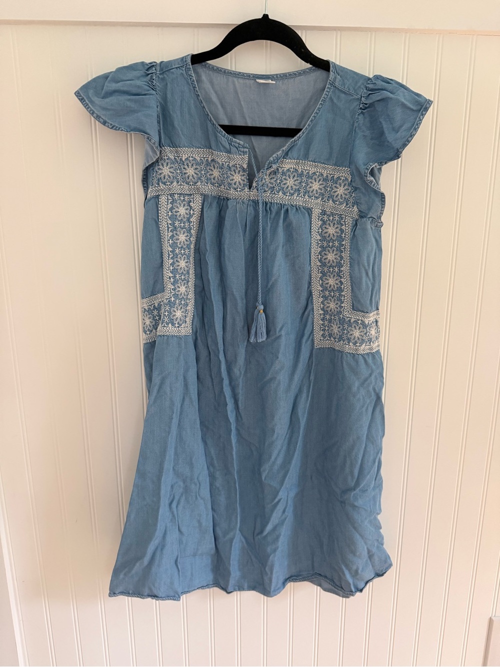 Old Navy Light Blue Embroidered Chambray Dress size small